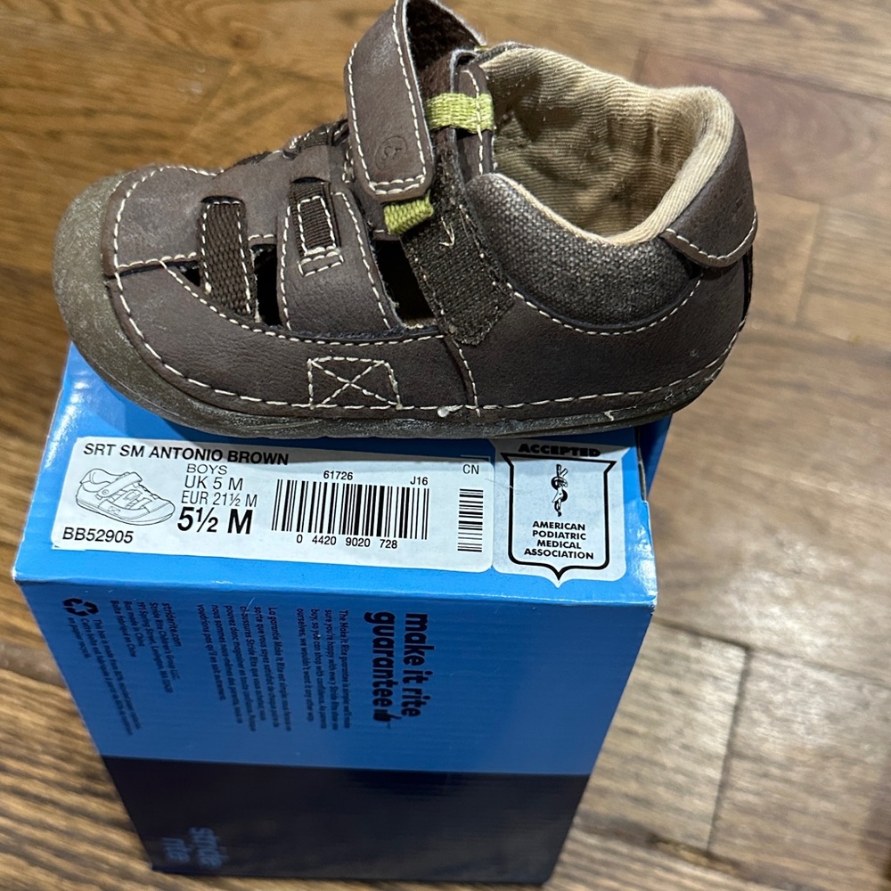 Stride Rite Antonio Boys' Brown Leather Shoes size 5.5 baby